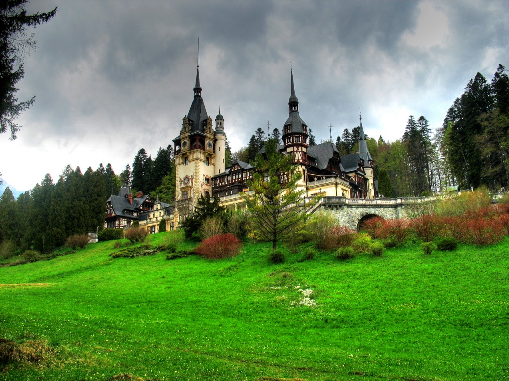 Peles-Castle-Sinaia-Romania